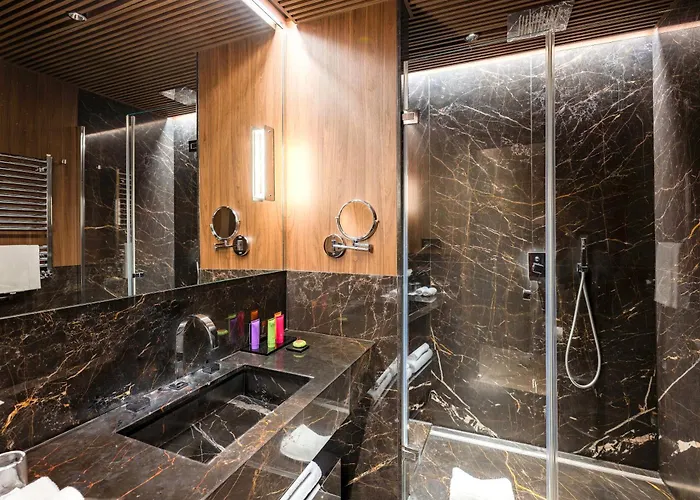 The First Dolce - Preferred & Hotel