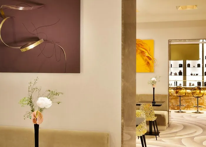 The First Dolce - Preferred & Hotel Rom