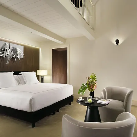 The First Dolce - Preferred & Hotel