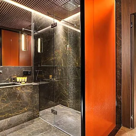 The First Dolce - Preferred & Hotel