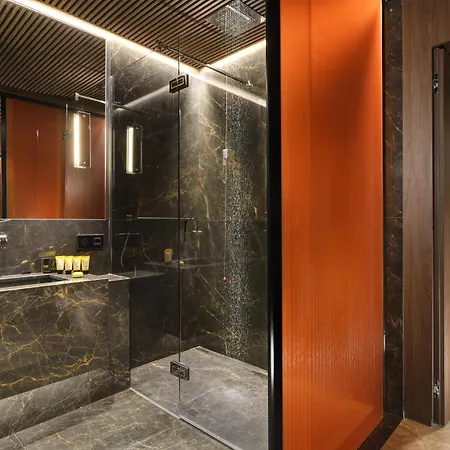 The First Dolce - Preferred & Hotel 5*