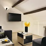 The First Dolce - Preferred & Hotell Rom