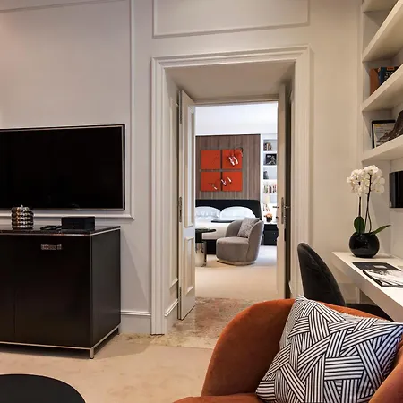 מלון The First Dolce - Preferred & 5*