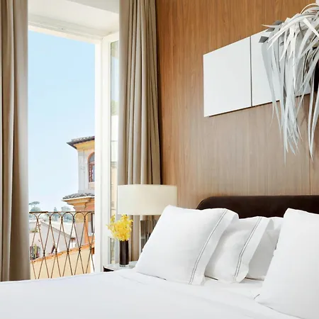 מלון The First Dolce - Preferred & 5*